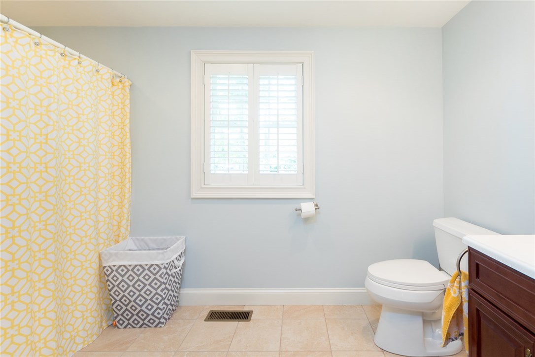 285 Potowomut Road Warwick, RI 02818 - Photo 19 of 39 Gallery Image 19