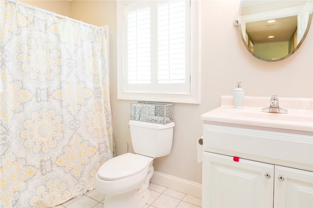 285 Potowomut Road Warwick, RI 02818 - Photo 27 of 39 Gallery Image 27