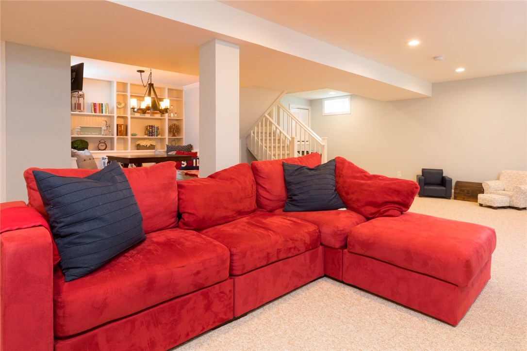 285 Potowomut Road Warwick, RI 02818 - Photo 29 of 39 Gallery Image 29