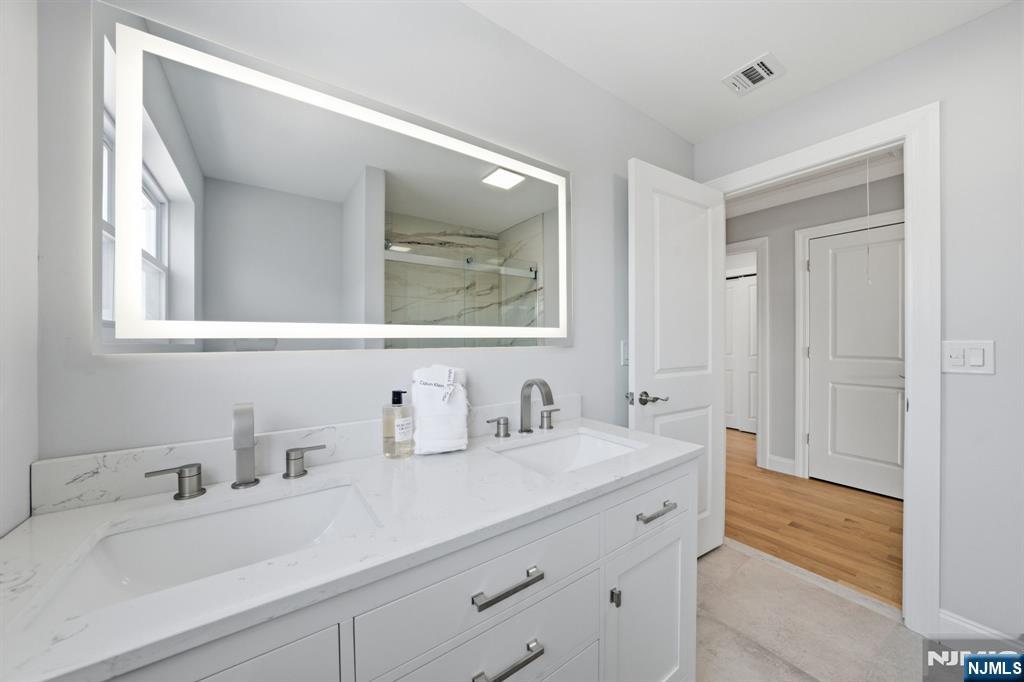 60 Dewitt Street, Unit A Garfield, NJ 07026 - Photo 14 of 27