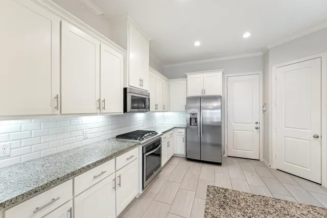 $549,000 | 2107 Crockett Street, Houston, TX 77007