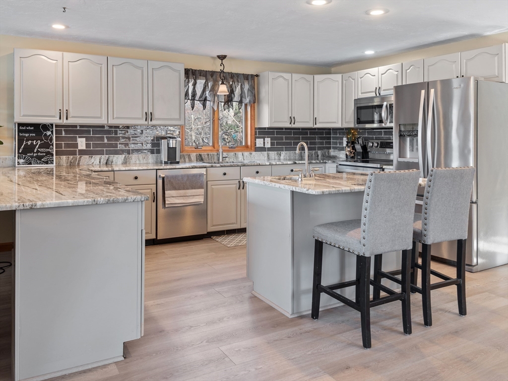82 Klondike Road Dudley, MA 01571 - Photo 14 of 41 Gallery Image 14