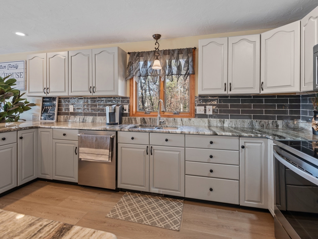 82 Klondike Road Dudley, MA 01571 - Photo 18 of 41 Gallery Image 18