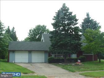 2 Quiet Road Levittown, PA 19057 - Photo 2 of 6 Exterior Front