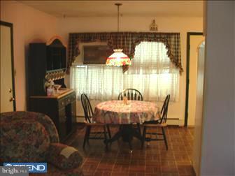 2 Quiet Road Levittown, PA 19057 - Photo 4 of 6 Dining Room