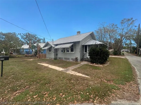 $1,200 | Undisclosed Address, Sebring, FL 33870