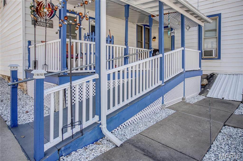 224 East Main Street Grafton, IL 62037 - Photo 4 of 58