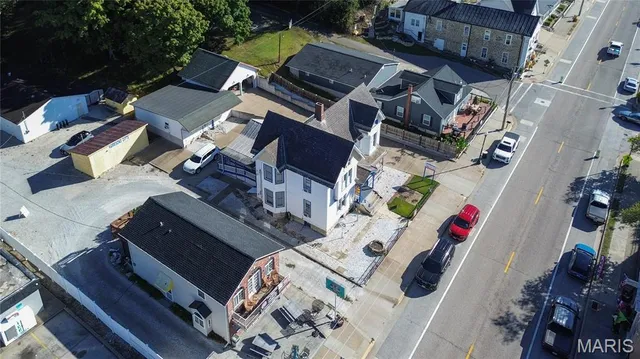 $475,000 | 224 East Main Street, Grafton, IL 62037