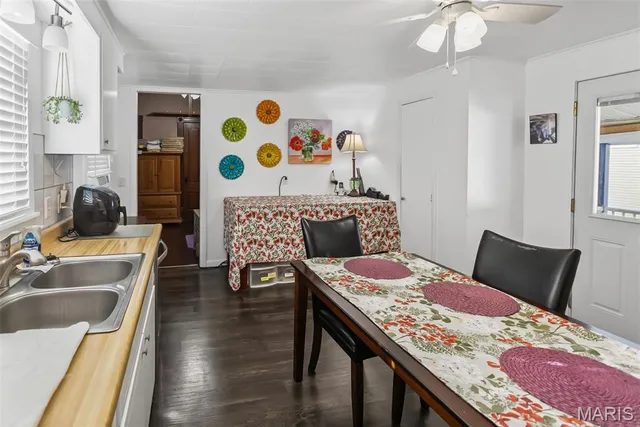 $475,000 | 224 East Main Street, Grafton, IL 62037