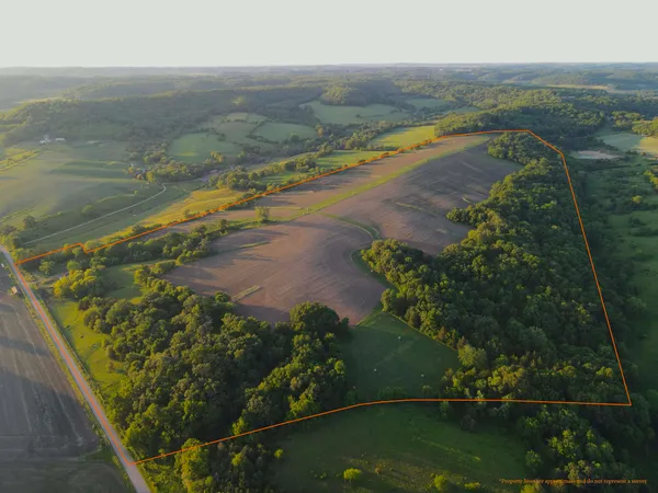$1,299,000 | 3340 West Longhollow Road, Elizabeth, IL 61028