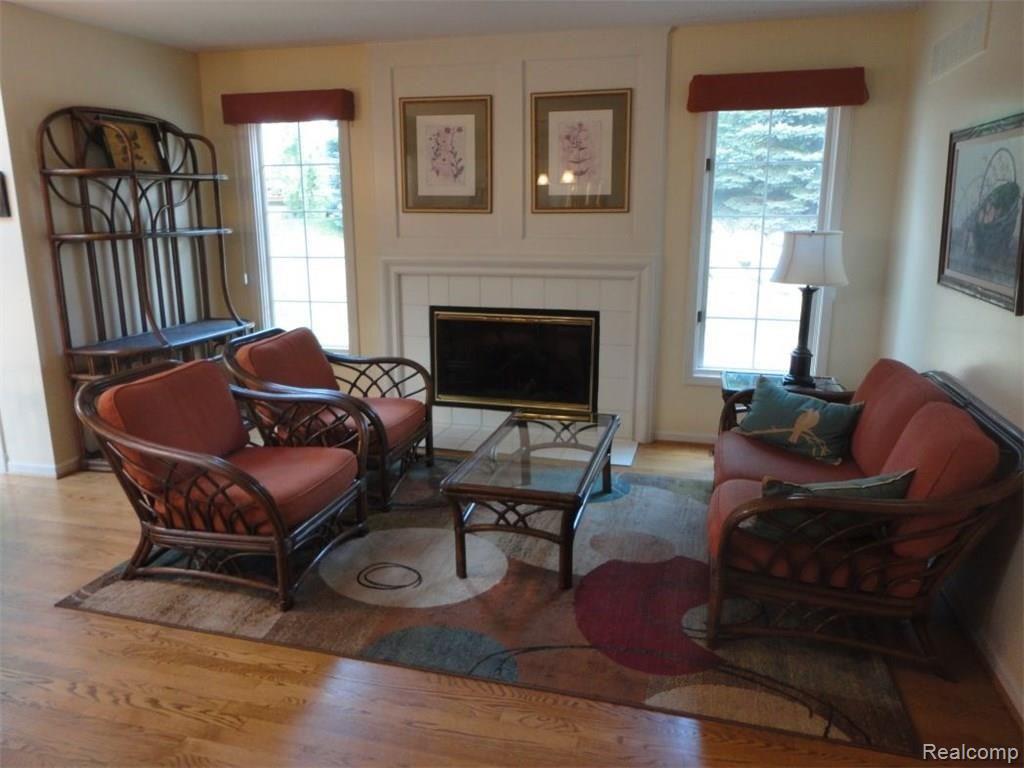 652 Cherry Tree Lane Rochester Hills, MI 48306 - Photo 17 of 42