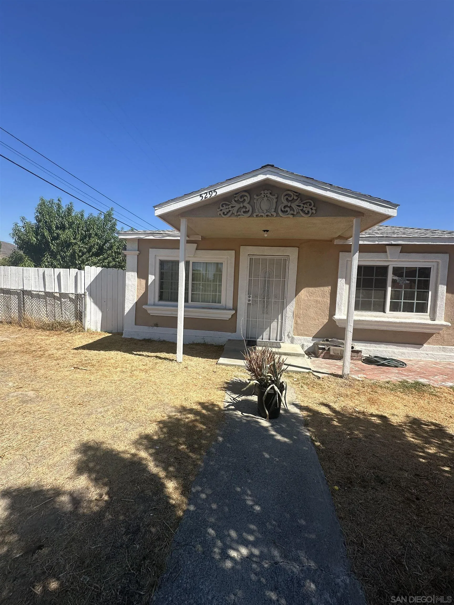 5295 36th Street Riverside, CA 92509 - Photo 1 of 7 Gallery Image 1