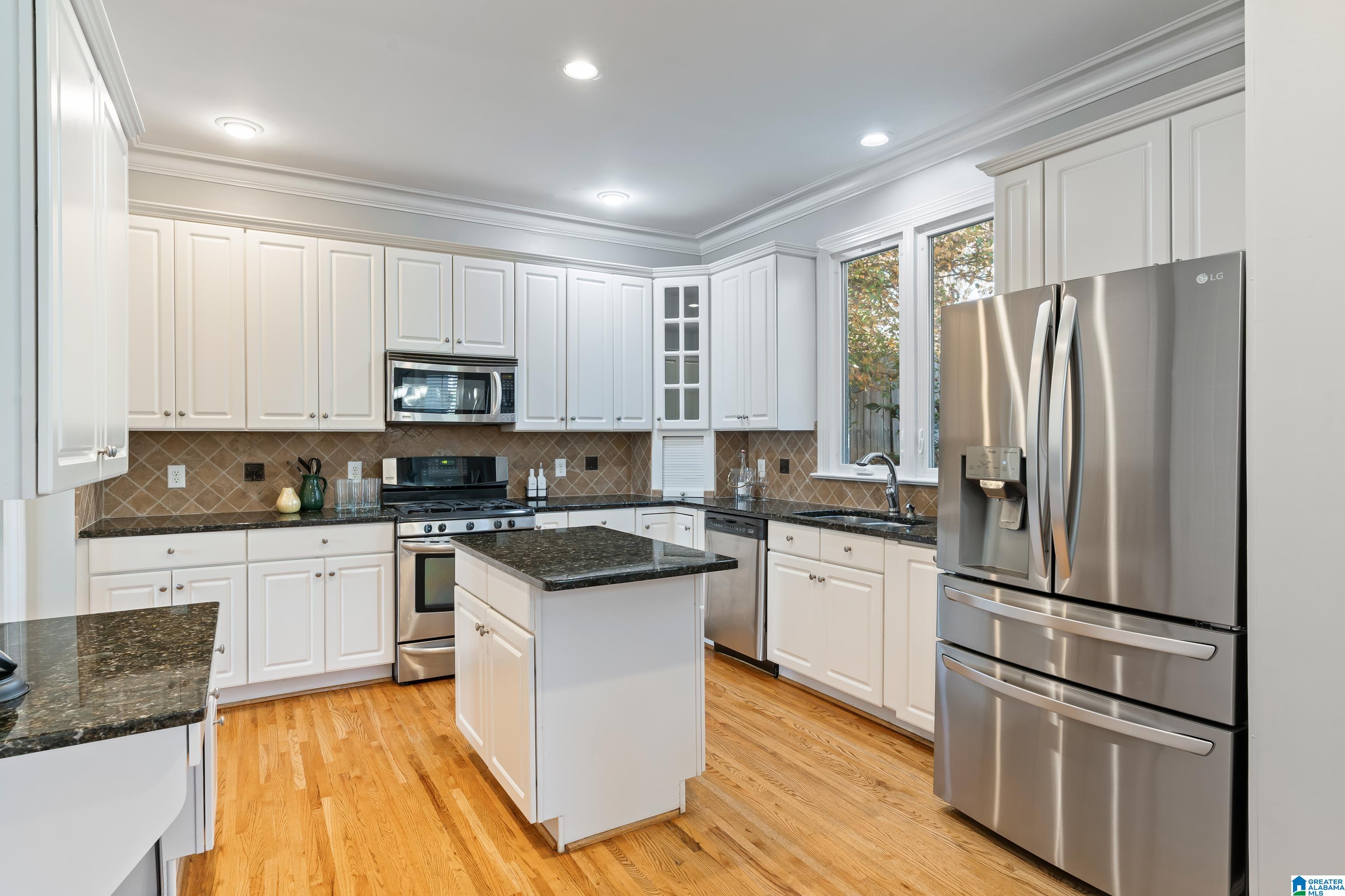 161 Maple Trace Birmingham, AL 35244 - Photo 14 of 60
