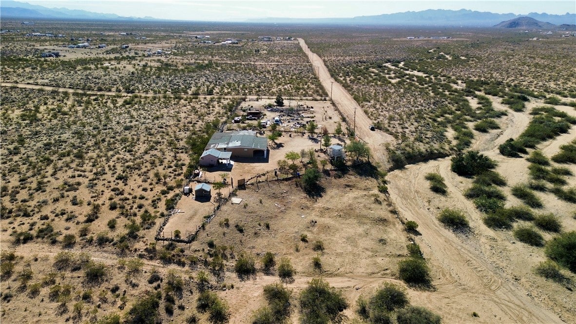 7296 Ligurta Road Golden Valley, AZ 86413 - Photo 40 of 49 Gallery Image 40