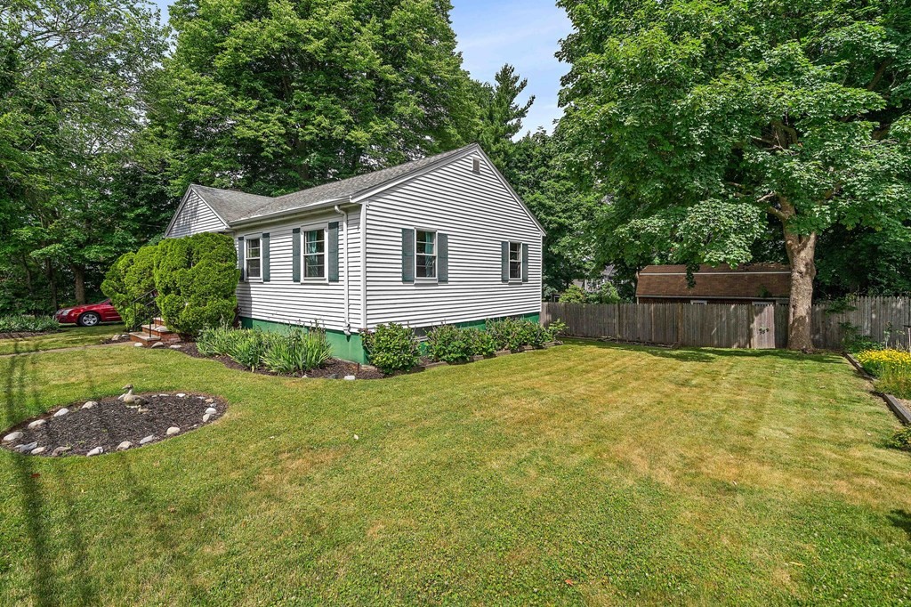 45 Summit Street Boston, MA 02136 - Photo 3 of 15 Gallery Image 3