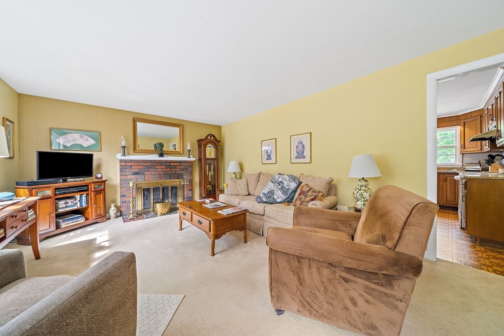 45 Summit Street Boston, MA 02136 - Photo 8 of 15 Gallery Image 8