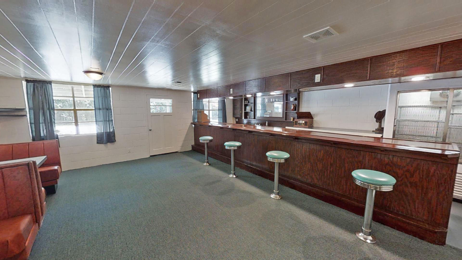 718 Browning Road Elloree, SC 29047 - Photo 7 of 21 Browning-Bar Room