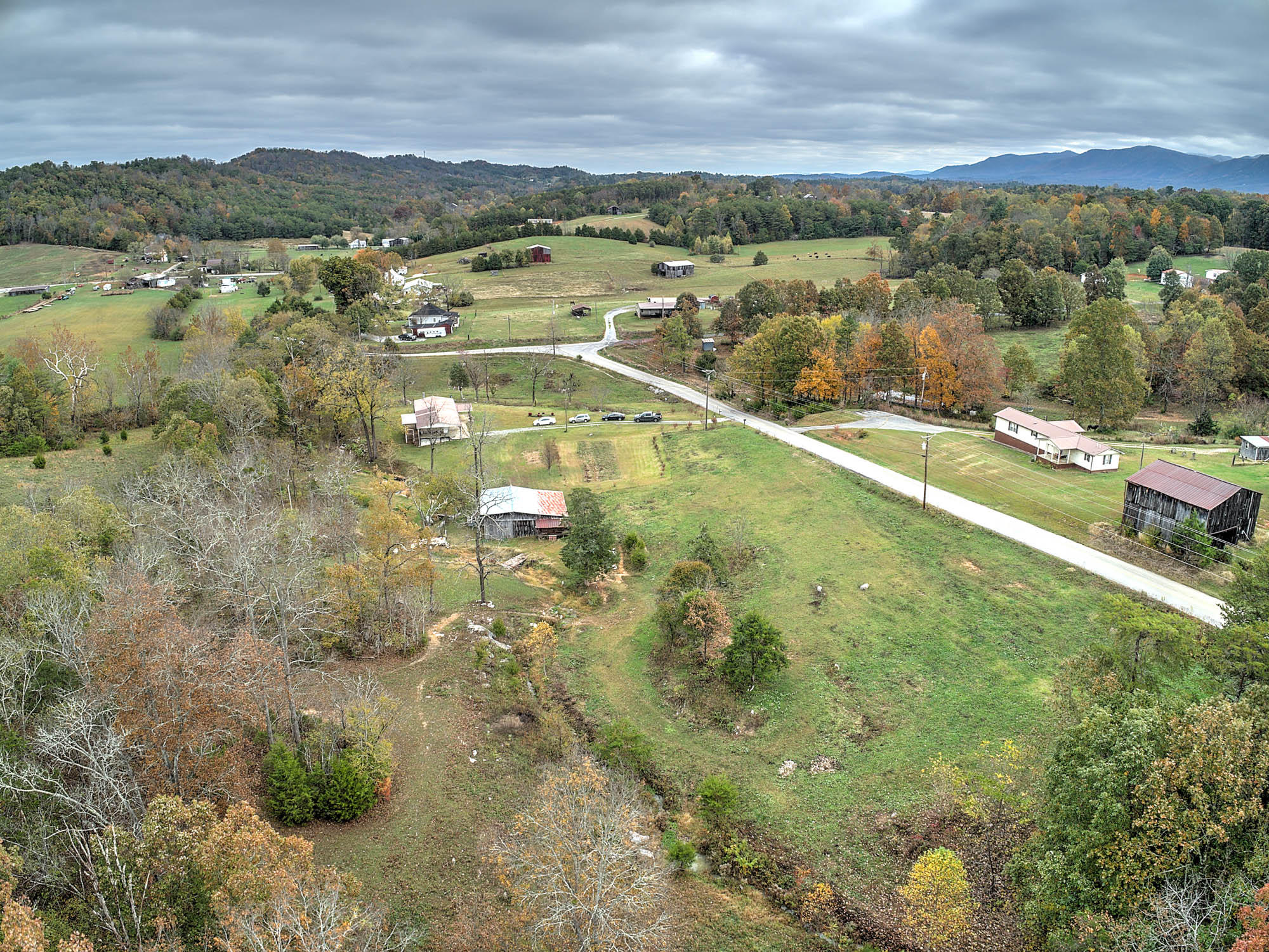2801 White Sands Road Greeneville, TN 37743 - Photo 32 of 42 2801 White Sands Rd-5