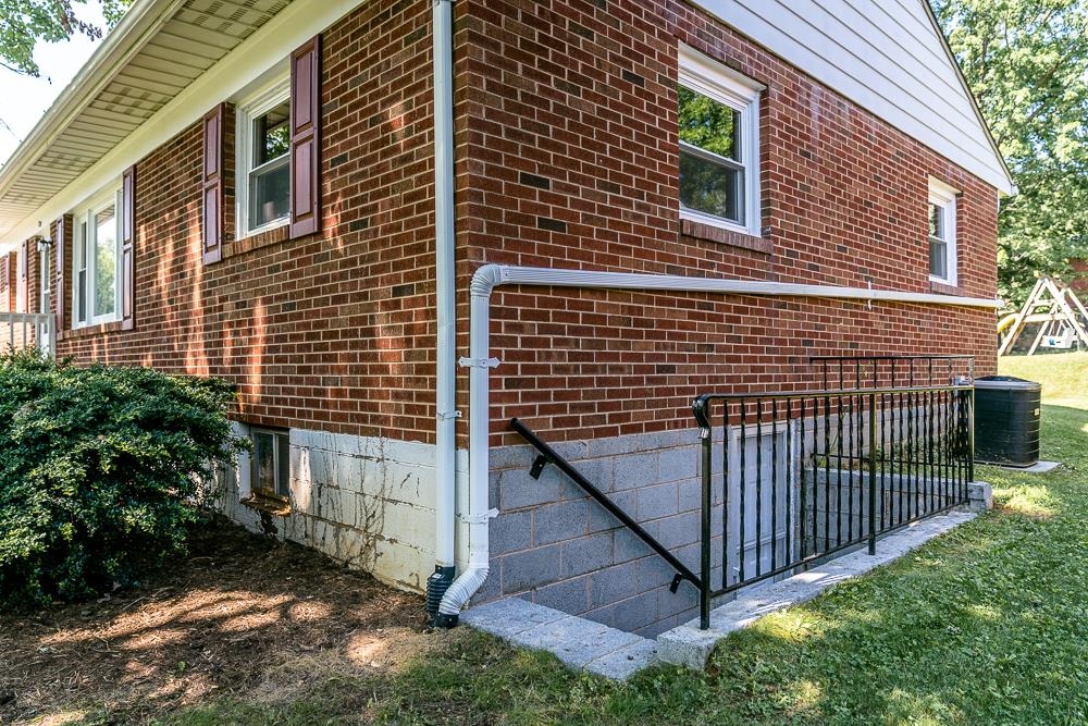 120 Robinhood Road Staunton, VA 24401 - Photo 32 of 38 a view of a house with wooden fence