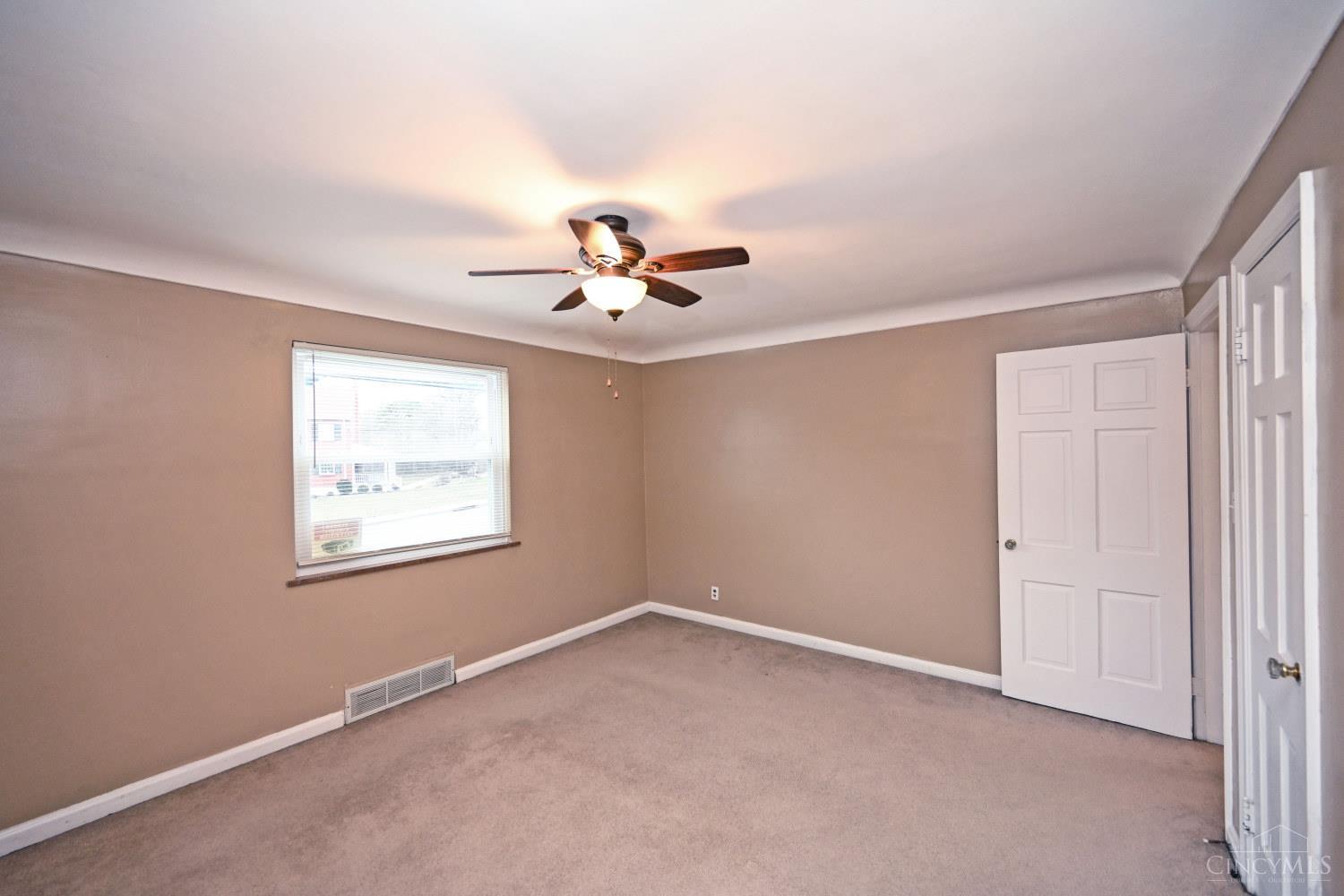 7552 Montgomery Road, Unit 1 Cincinnati, OH 45236 - Photo 15 of 28