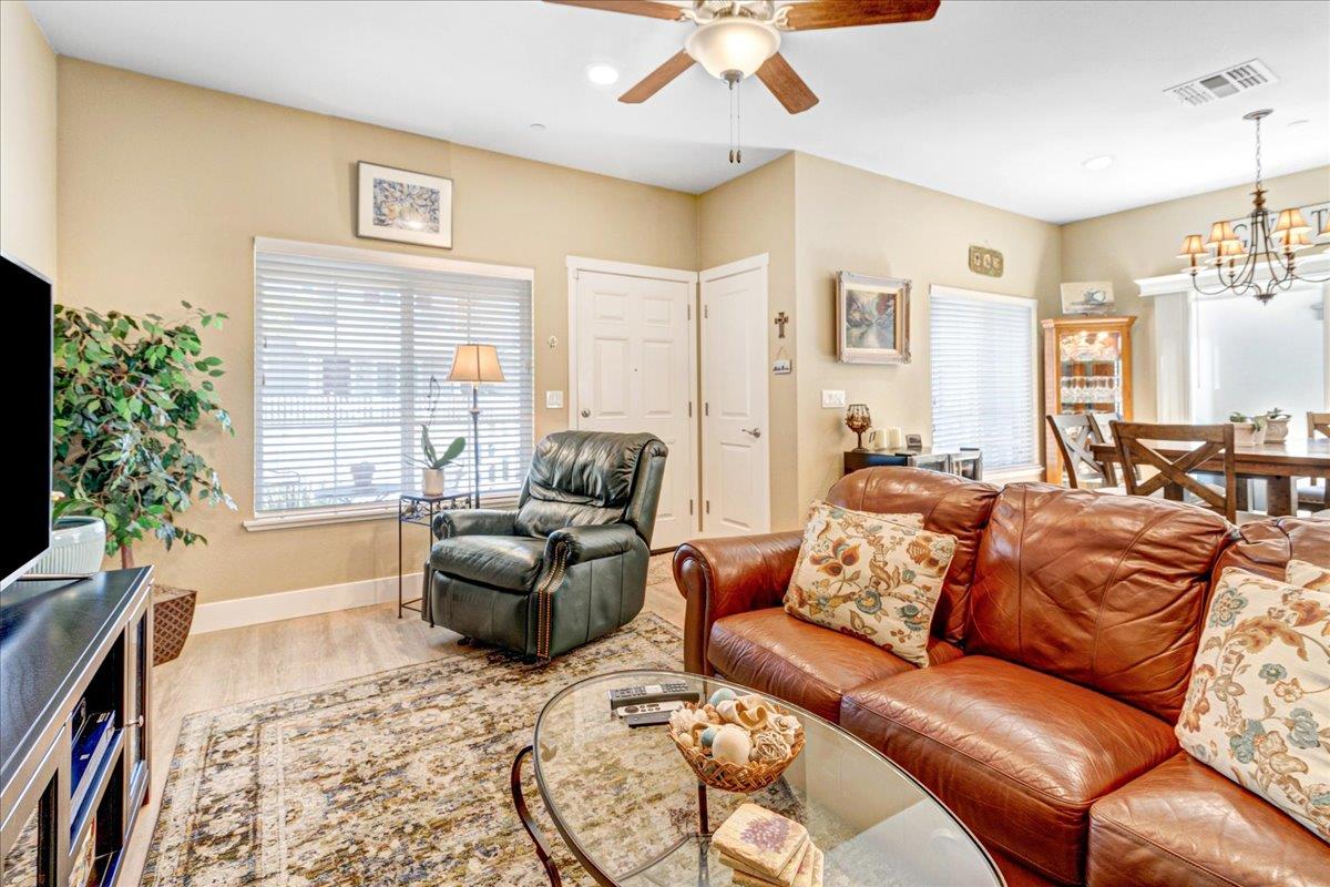 12833 Rogge Village Loop Salinas, CA 93906 - Photo 10 of 55