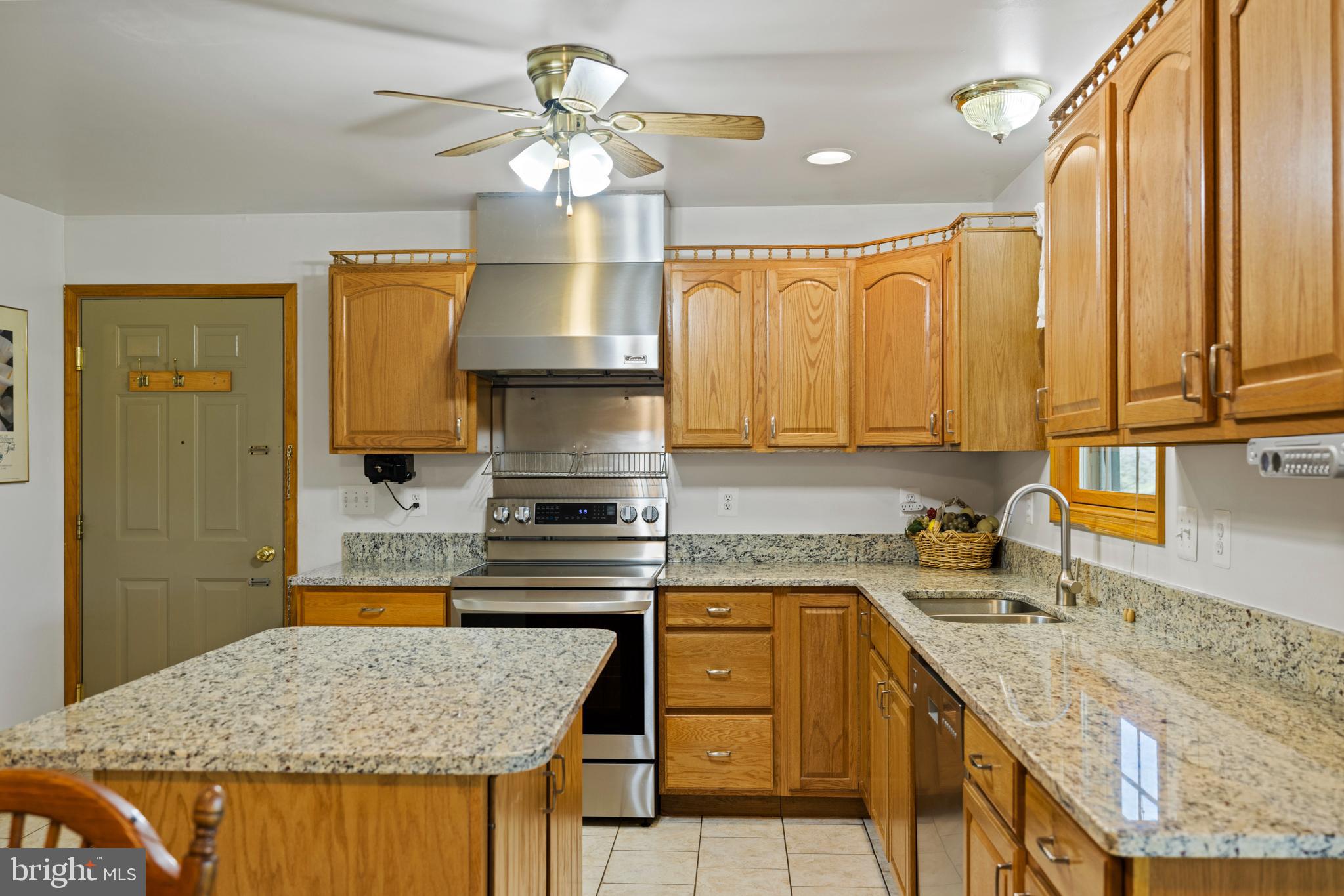 13154 Greensburg Road Smithsburg, MD 21783 - Photo 14 of 72