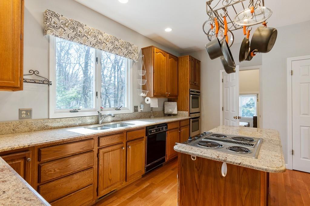 4 Keyes House Road Shrewsbury, MA 01545 - Photo 11 of 42 Gallery Image 11