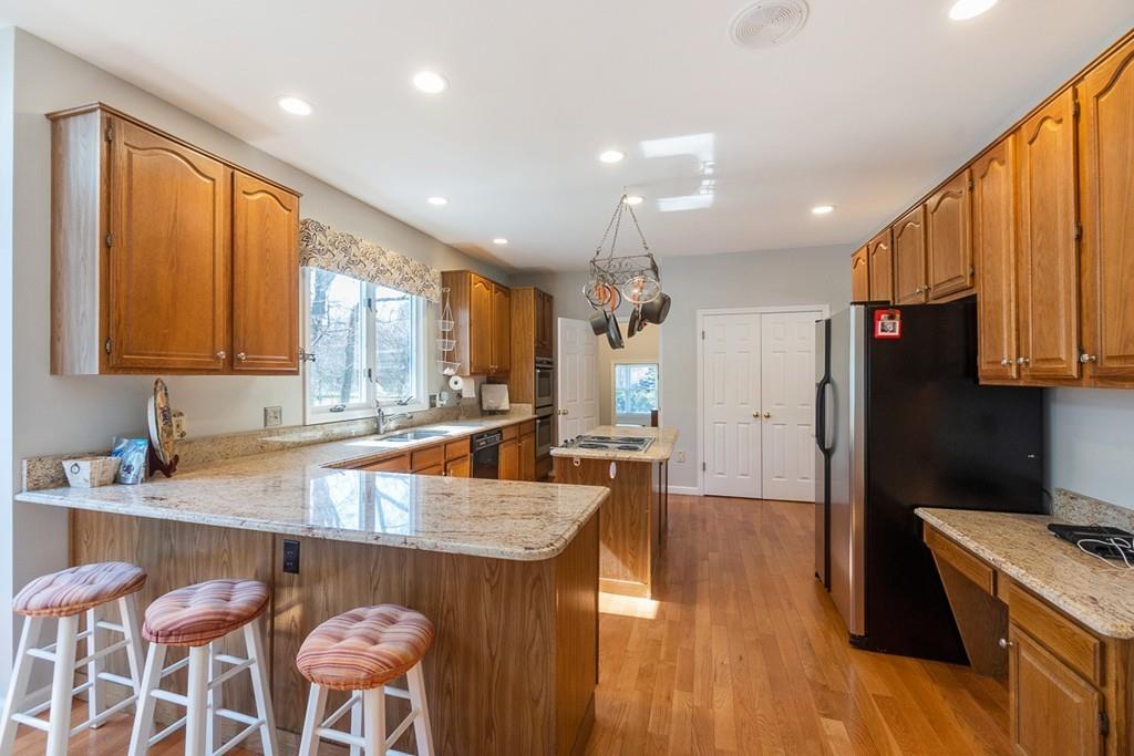 4 Keyes House Road Shrewsbury, MA 01545 - Photo 13 of 42 Gallery Image 13