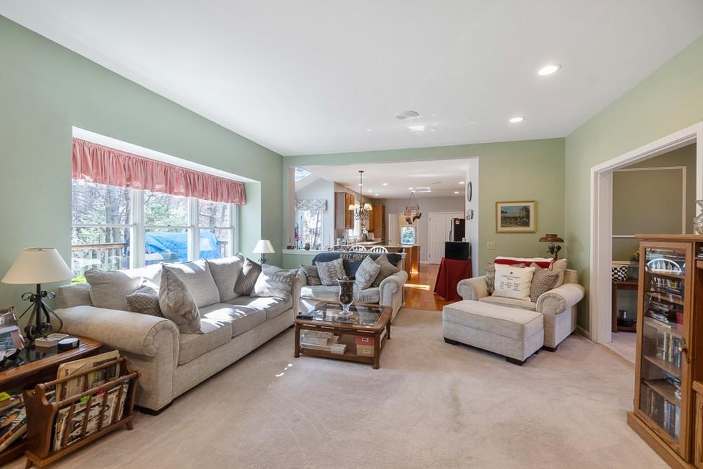 4 Keyes House Road Shrewsbury, MA 01545 - Photo 17 of 42 Gallery Image 17