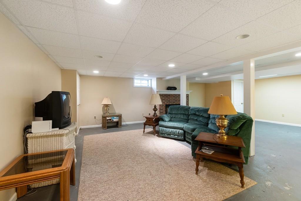 4 Keyes House Road Shrewsbury, MA 01545 - Photo 36 of 42 Gallery Image 36