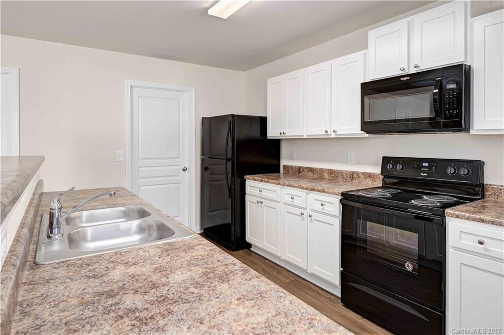 9512 Weikert Road Charlotte, NC 28215 - Photo 8 of 14 Gallery Image 8