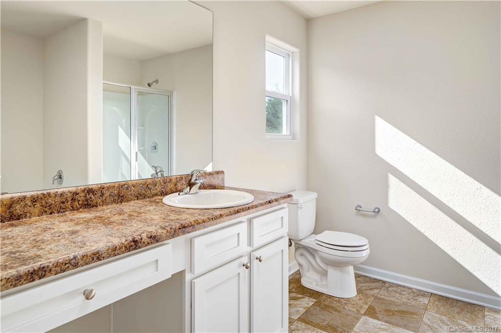 9512 Weikert Road Charlotte, NC 28215 - Photo 10 of 14 Gallery Image 10