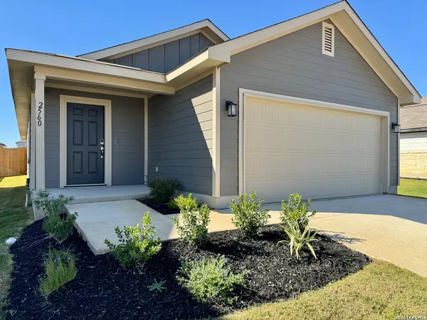 $1,595 | 2560 Solon Lane, Seguin, TX 78155