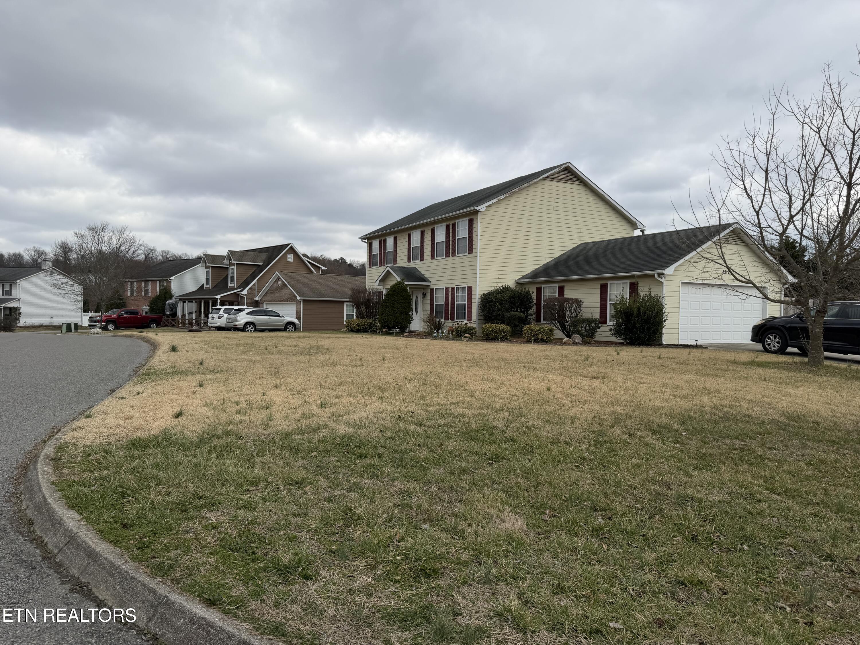 8212 Huntsman Court Powell, TN 37849 - Photo 2 of 16 IMG_0563