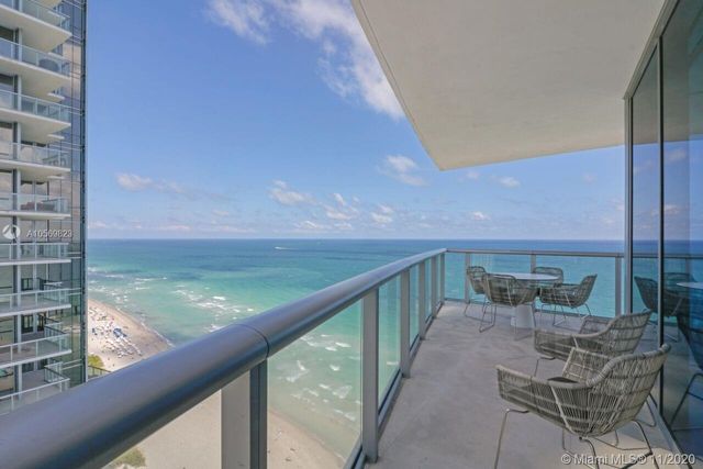 $2,200,000 | 17001 Collins Avenue, Unit 3108, Sunny Isles Beach, FL 33160