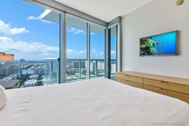$2,200,000 | 17001 Collins Avenue, Unit 3108, Sunny Isles Beach, FL 33160