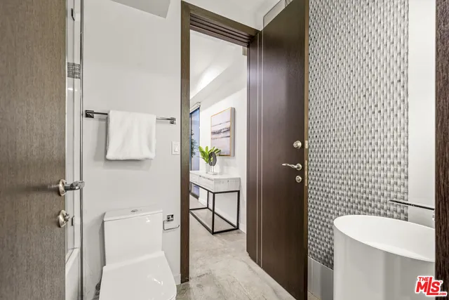 $28,900 | 1847 Coldwater Canyon Drive, Beverly Hills, CA 90210