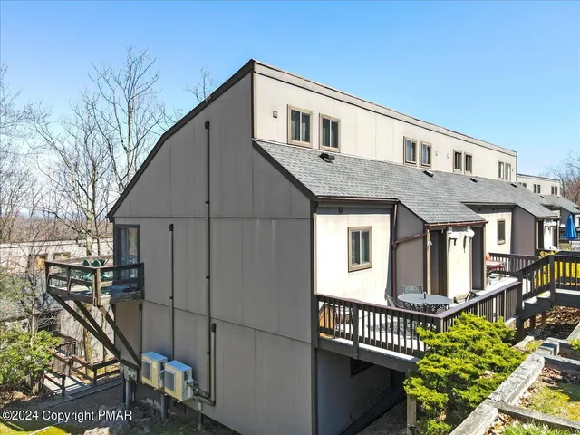 $299,000 | 123 Cross Country Lane, Tannersville, PA 18372