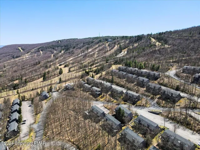 $299,000 | 123 Cross Country Lane, Tannersville, PA 18372