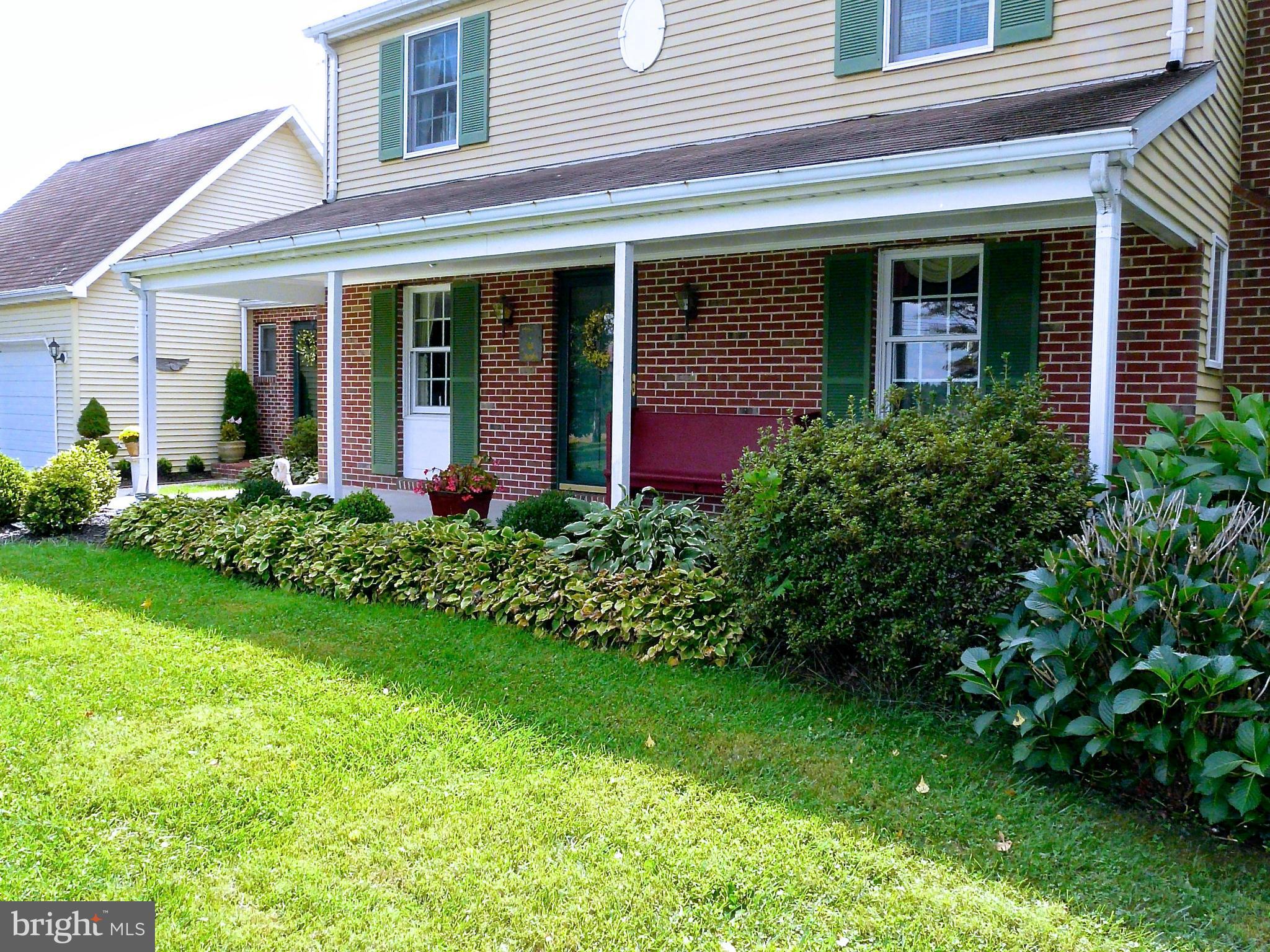 16361 Markoe Road Monkton, MD 21111 - Photo 5 of 30 Exterior front porch w/ professional landscaping