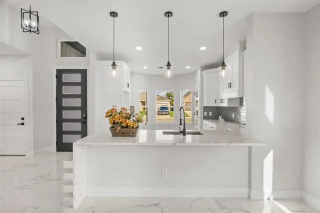 $330,000 | 1357 Beach Drive, Pelican Bay, TX 76020