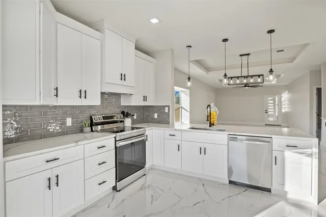 $330,000 | 1357 Beach Drive, Pelican Bay, TX 76020