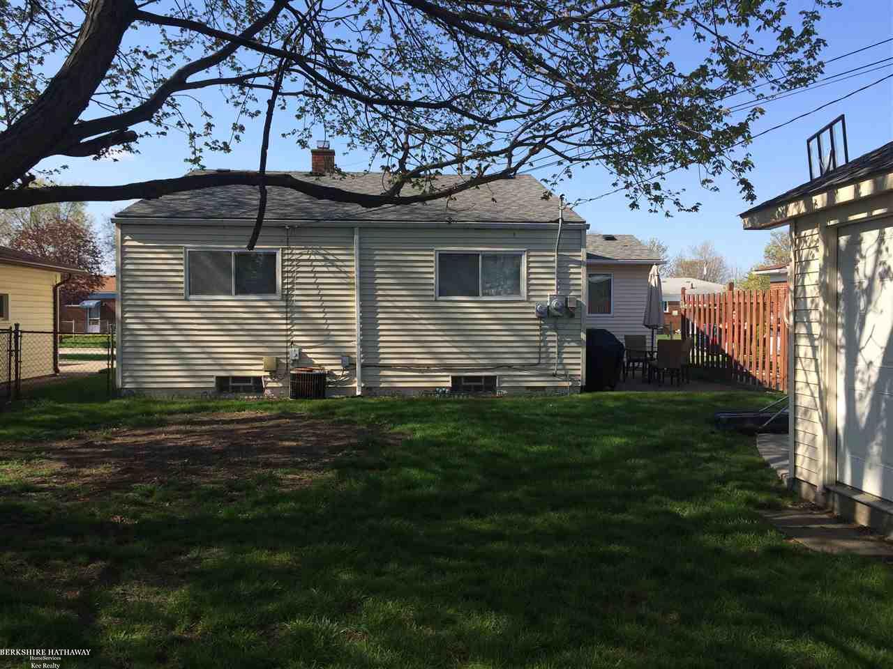 11074 Jim Place Warren, MI 48089 - Photo 14 of 14