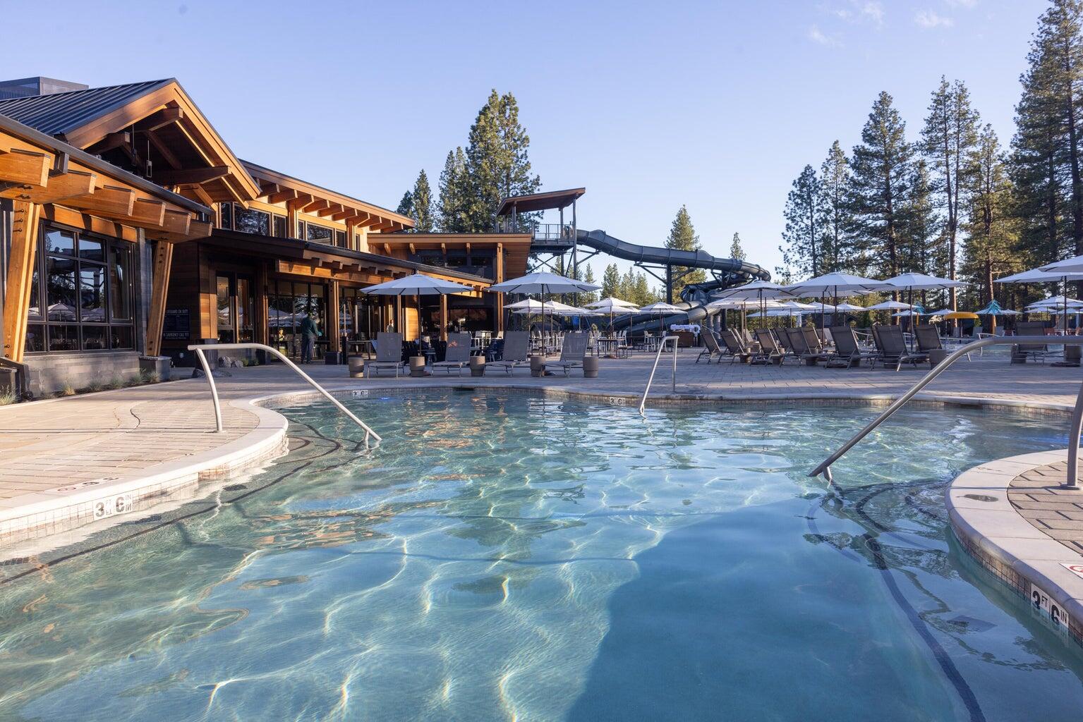 54681 Sunstone Loop, Unit 111 Bend, OR 97707 - Photo 8 of 16 Caldera Springs Forest House