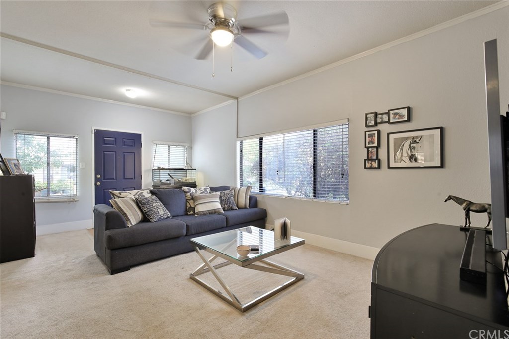 4544 Marmian Way Riverside, CA 92506 - Photo 14 of 26