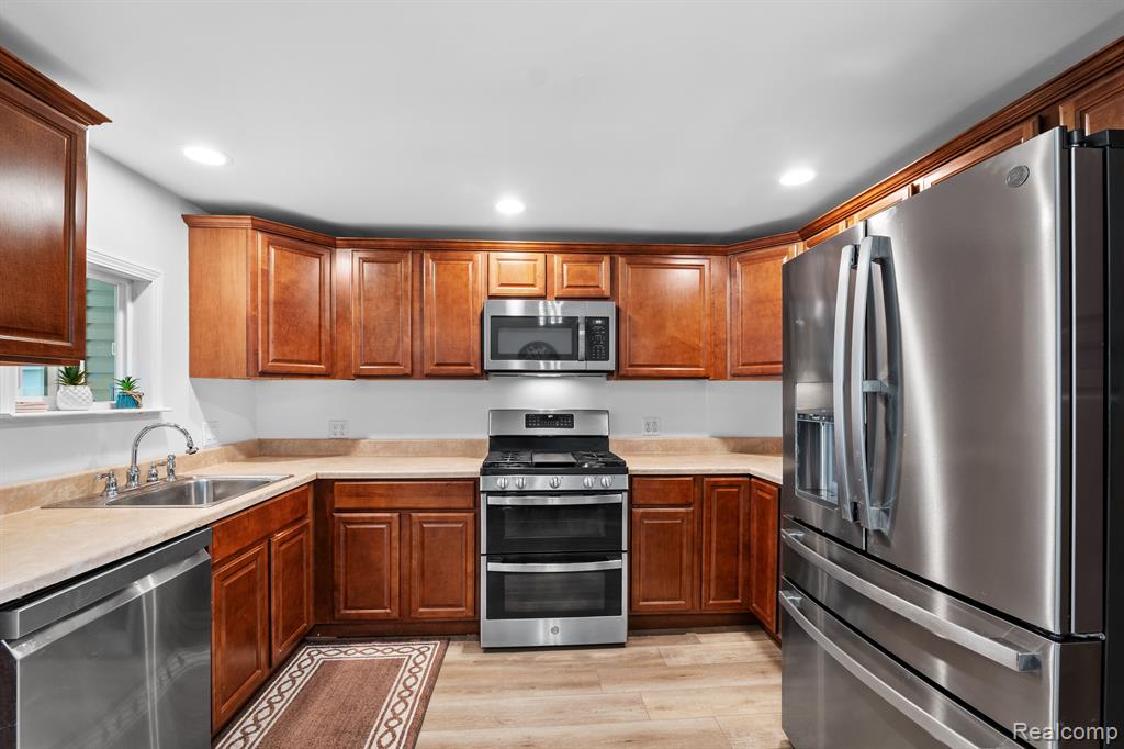 3446 Longview Avenue Rochester Hills, MI 48307 - Photo 14 of 38