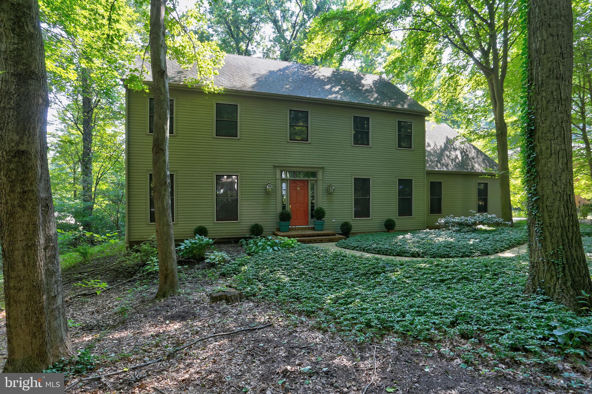 1042 Hunters Path Lancaster, PA 17601 - Photo 3 of 44 Gallery Image 3