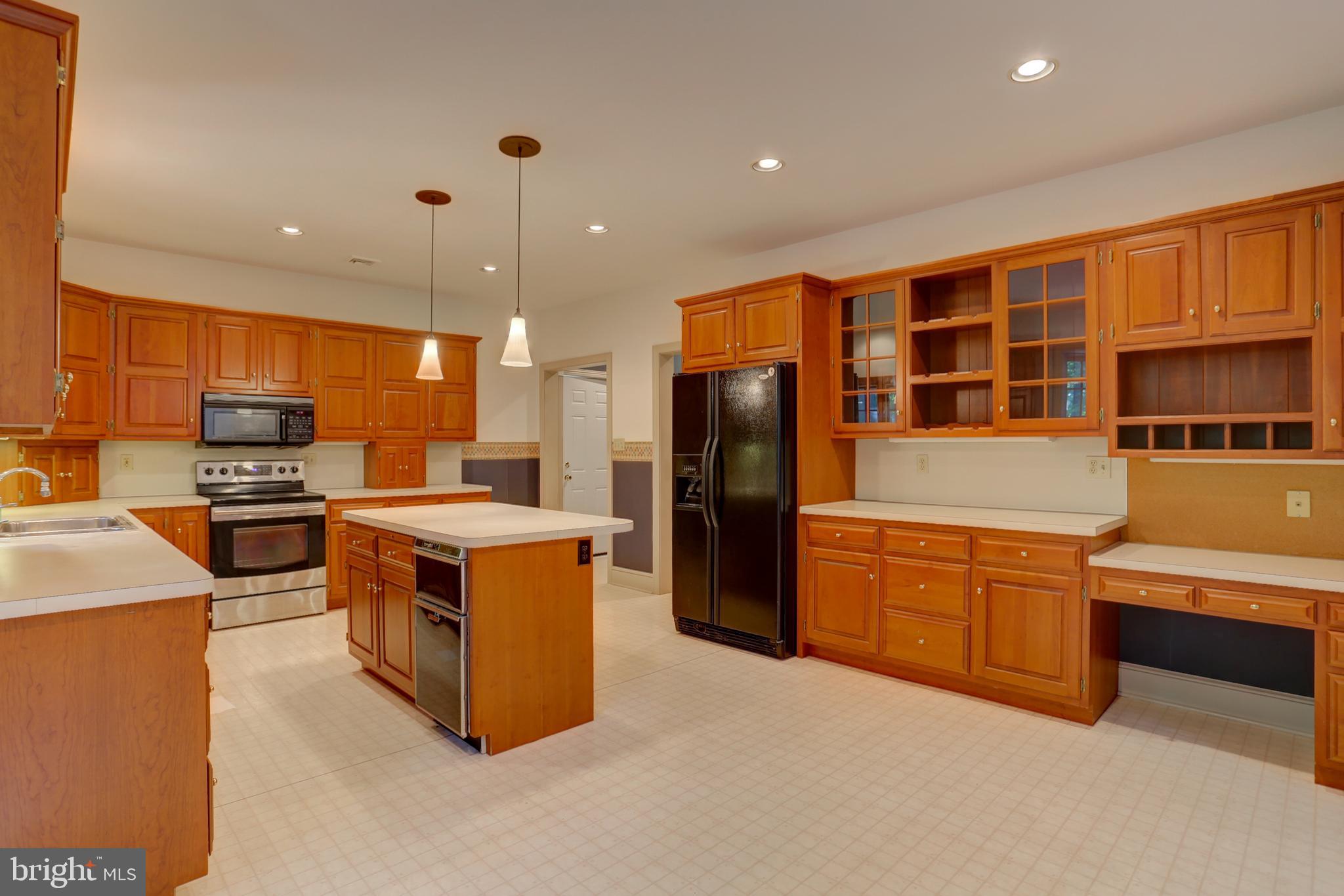 1042 Hunters Path Lancaster, PA 17601 - Photo 27 of 44 Gallery Image 27