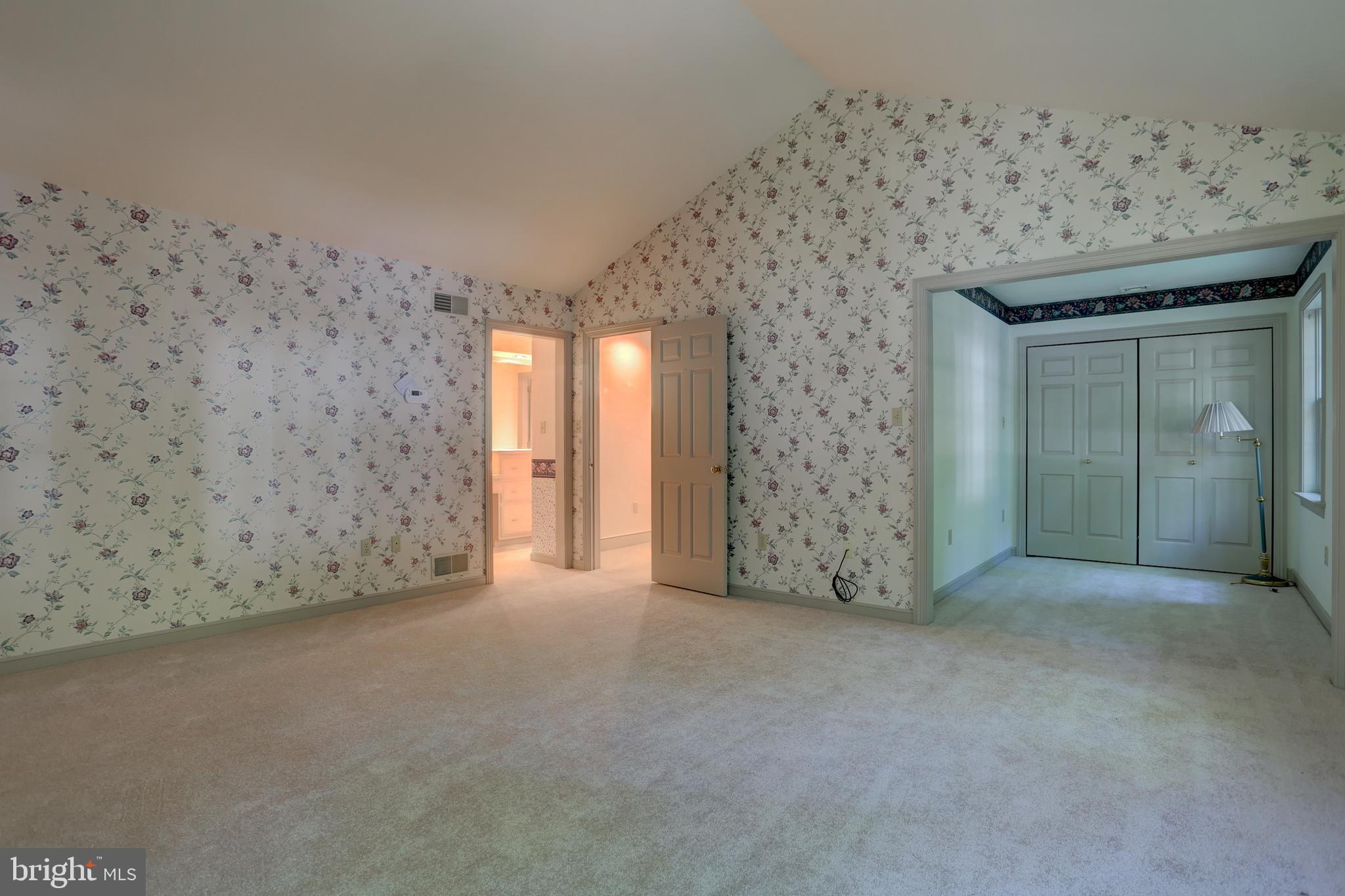 1042 Hunters Path Lancaster, PA 17601 - Photo 34 of 44 Gallery Image 34