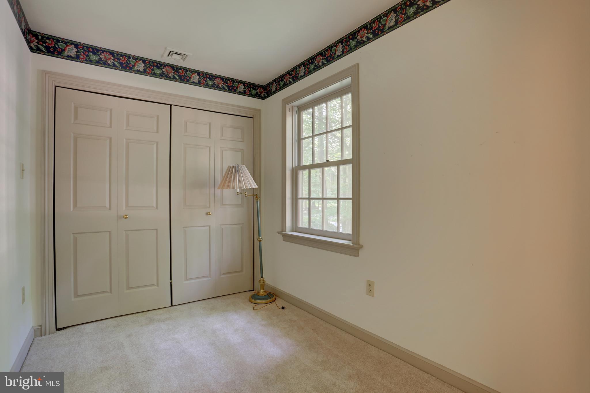 1042 Hunters Path Lancaster, PA 17601 - Photo 35 of 44 Gallery Image 35